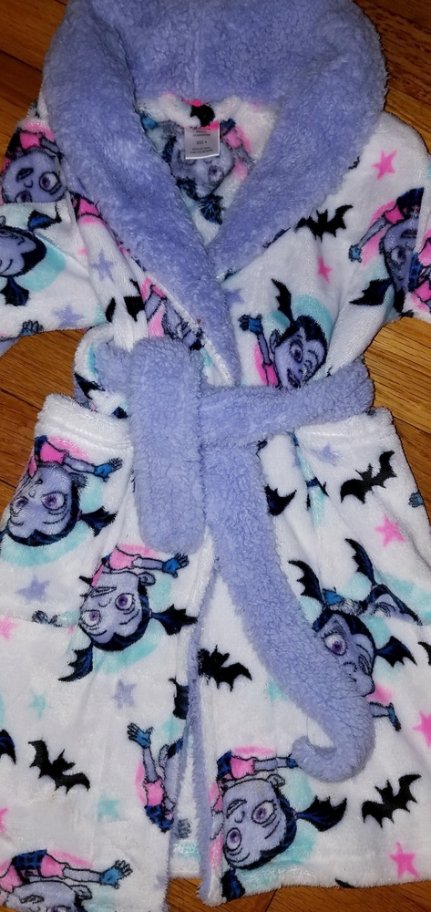 Vampirina bathrobe